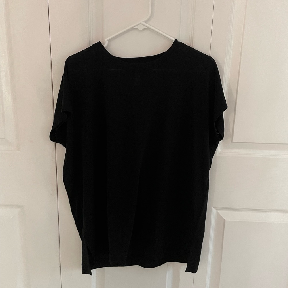ATHLETA - Oversized black tee